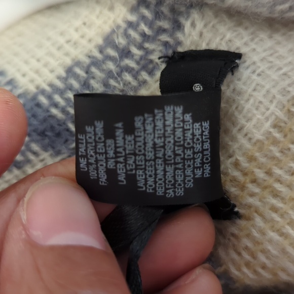 Modena Wrap - Picture 4 of 7